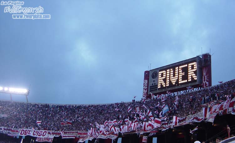 River Plate vs Atl. Rafaela (CL 2004) 4