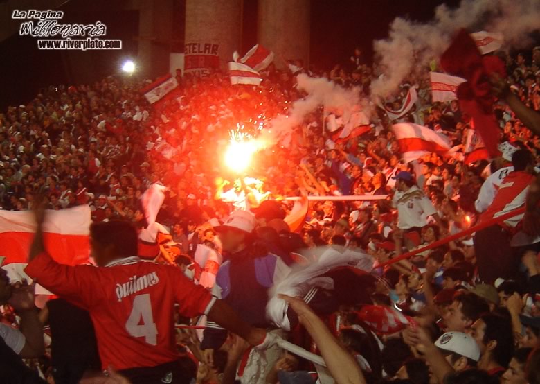 Huracán de Tres Arroyos vs. River Plate (AP 2004) 1