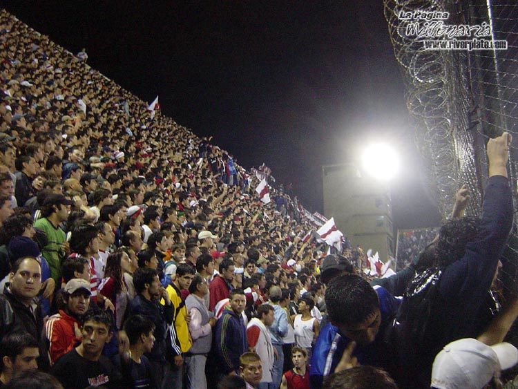 Banfield vs River Plate (LIB 2005) 7