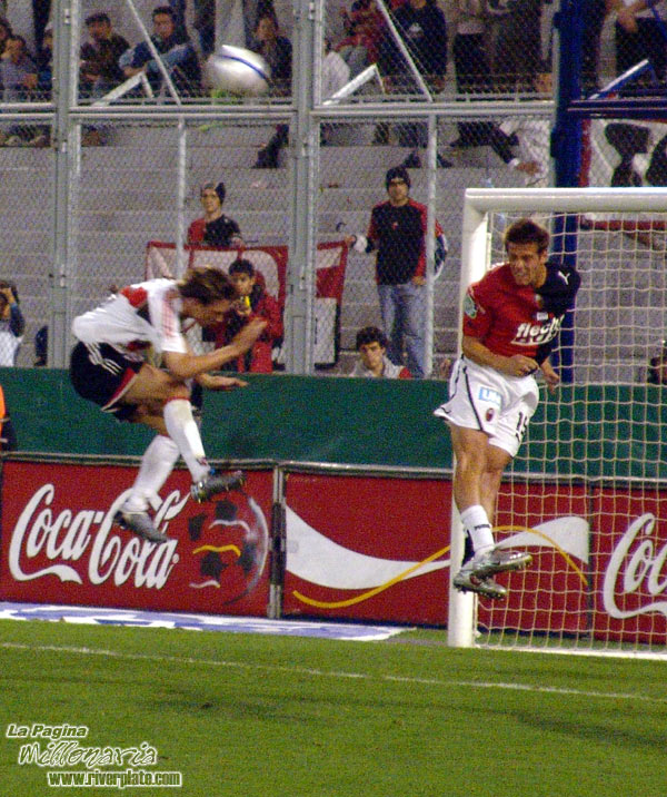 River Plate vs Colon Sta. Fe (AP 2005) 9