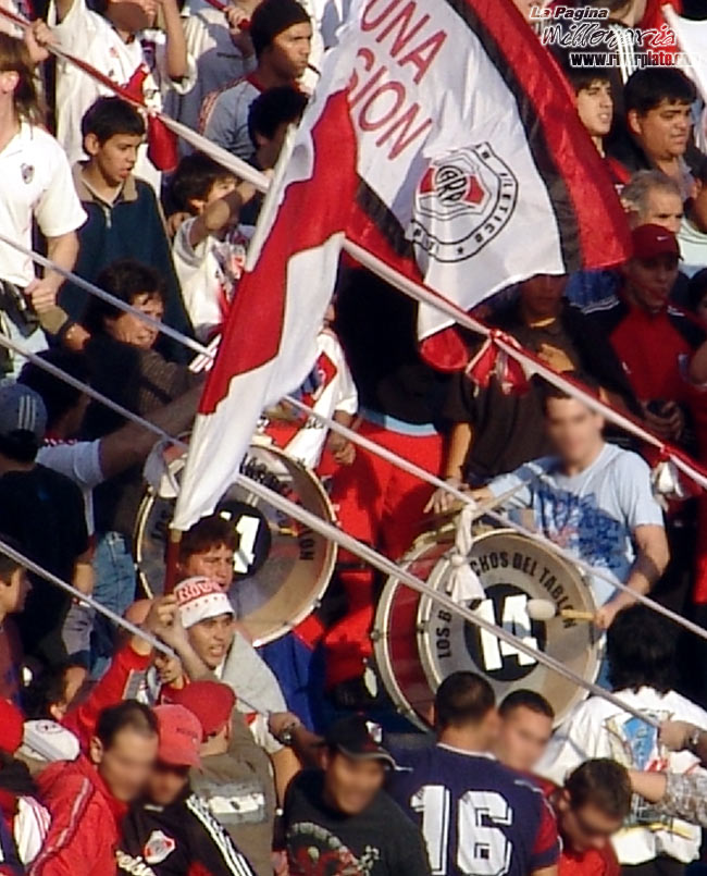 River Plate vs Colon Sta. Fe (AP 2005) 21
