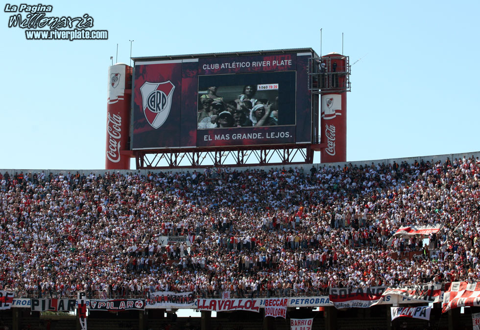 River Plate vs Rosario Central (AP 2007) 21