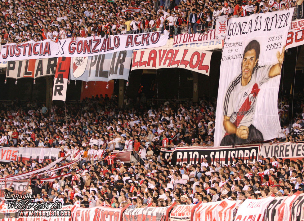 River Plate vs Defensor Sporting (SUD 2007) 29