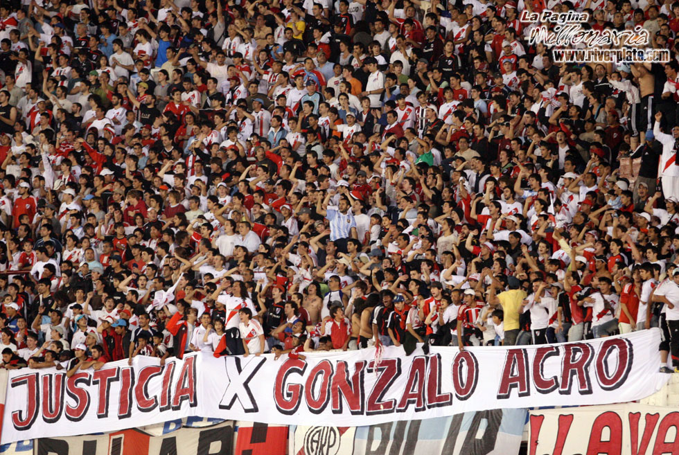 River Plate vs Defensor Sporting (SUD 2007) 34