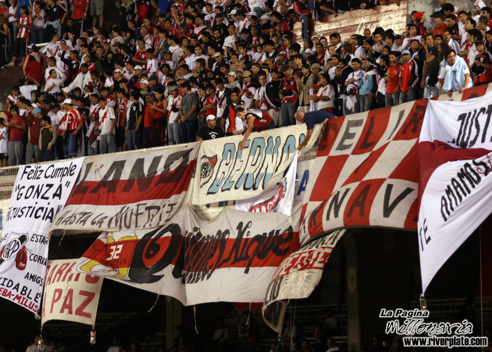 River Plate vs Defensor Sporting (SUD 2007) 39