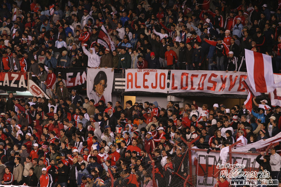 River Plate vs Arsenal (SUD 2007) 42