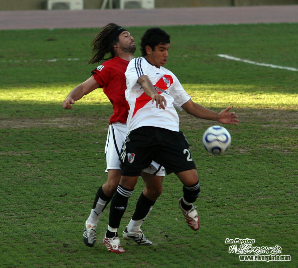River Plate vs Colon Sta. Fe (Ap 2007) 21