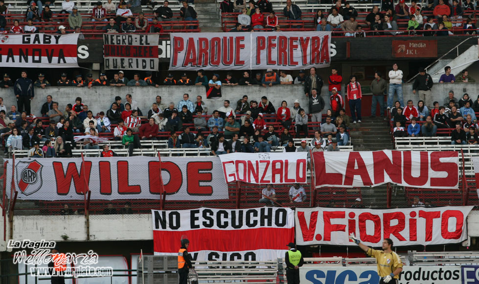 River Plate vs Colon Sta. Fe (Ap 2007) 26