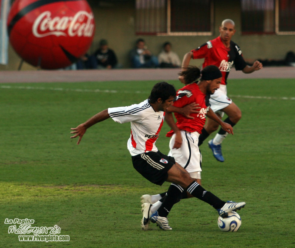 River Plate vs Colon Sta. Fe (Ap 2007) 28