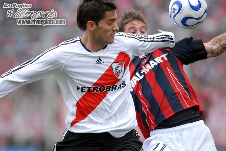 San Lorenzo vs River Plate (AP 2007) 9