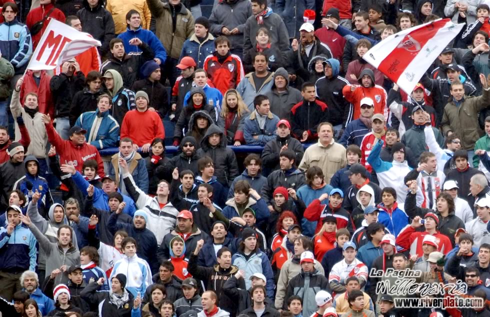 San Lorenzo vs River Plate (AP 2007) 5