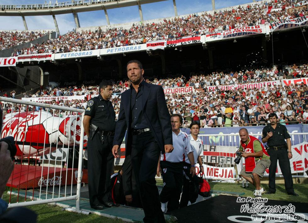 River Plate vs Gimnasia Jujuy (CL 2008) 6