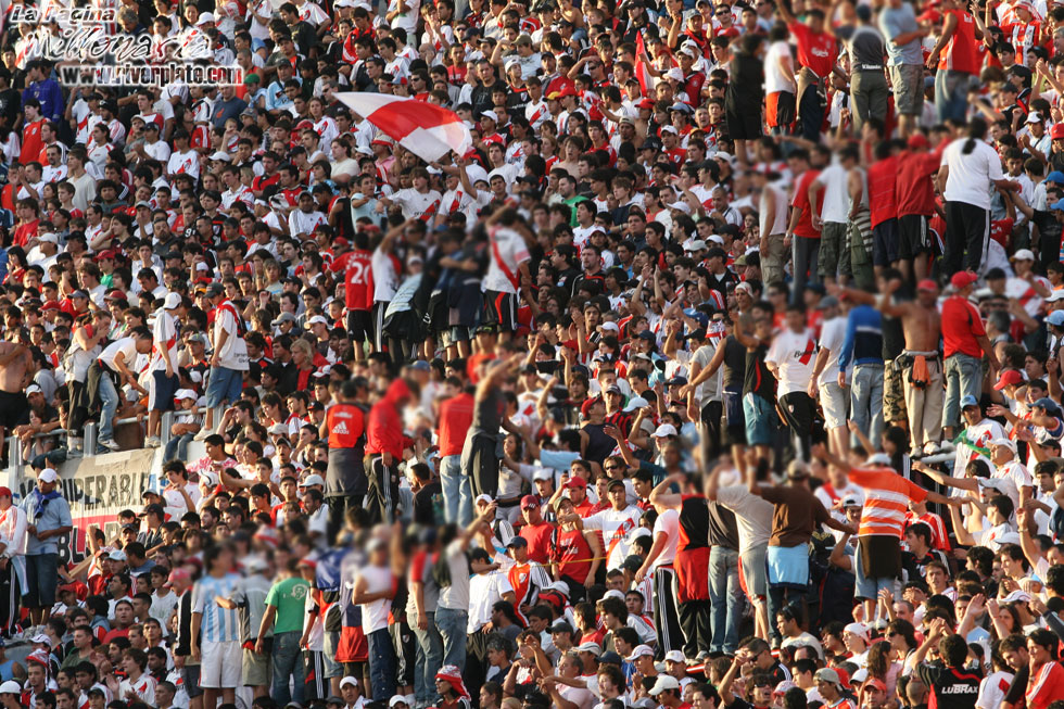 River Plate vs Gimnasia Jujuy (CL 2008) 13