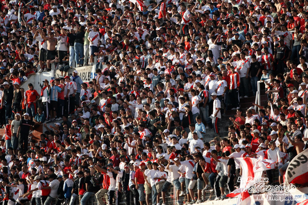 River Plate vs Gimnasia Jujuy (CL 2008) 15