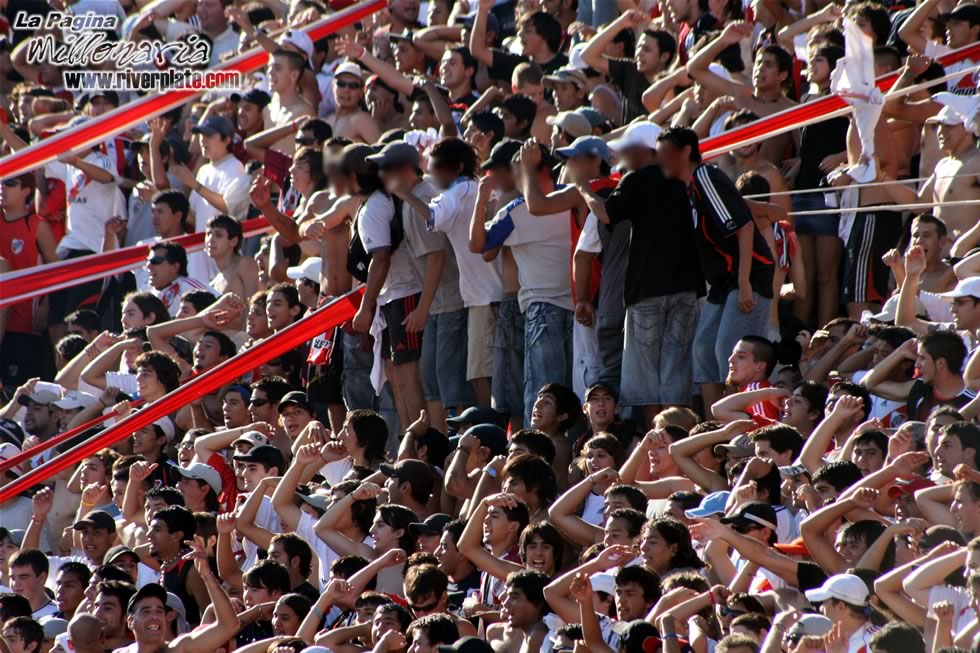 River Plate vs Racing Club (CL 2008) 34
