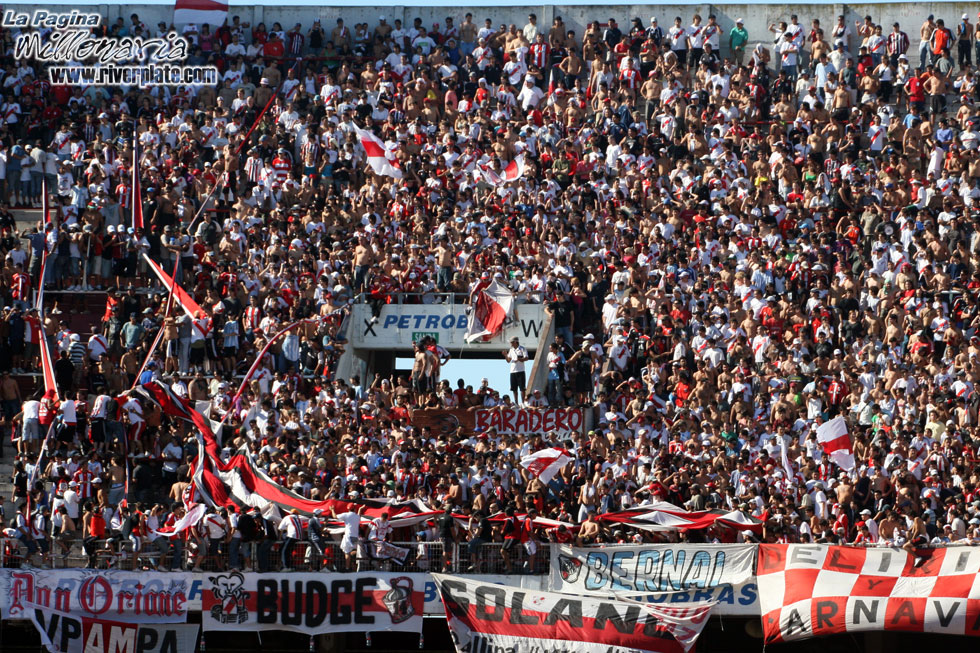 River Plate vs Racing Club (CL 2008) 17