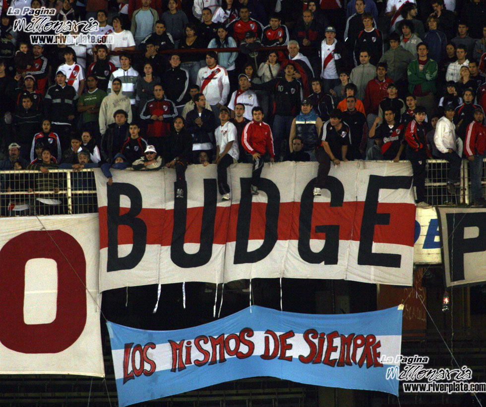 River Plate vs Gimnasia LP (CL 2008) 19