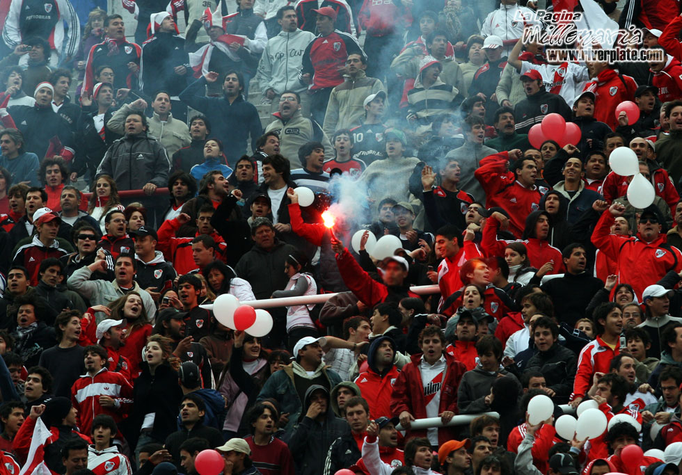 River Plate vs Huracan (CL 2008) 16