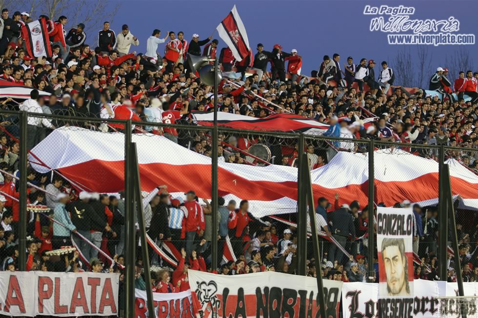 Arsenal vs River Plate (AP 2008) 11