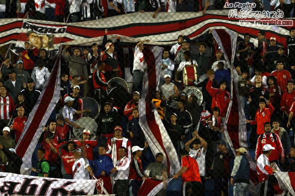 Defensor Sporting vs River Plate (SUD 08) 13