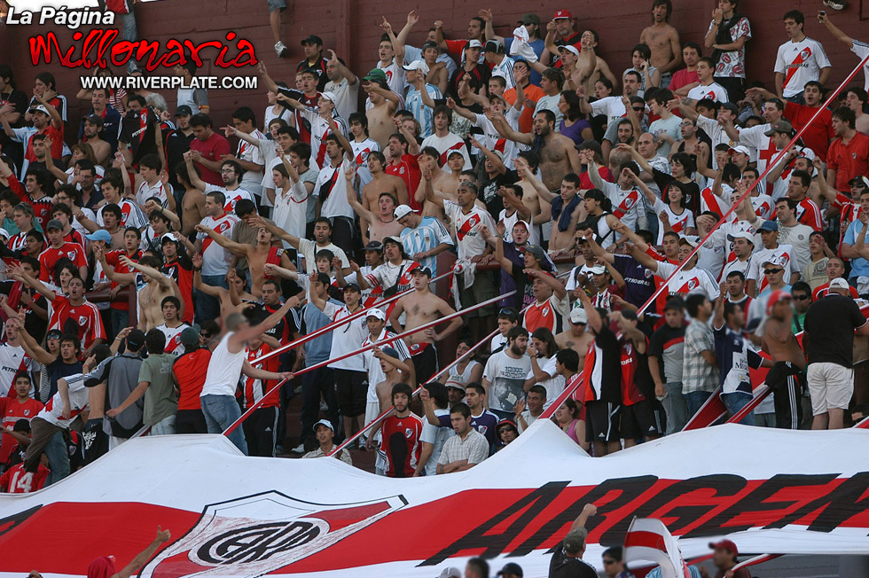 Lanus vs River Plate (AP 2008) 1