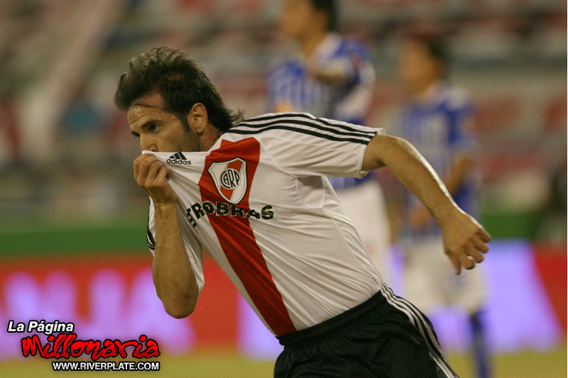 River Plate vs Godoy Cruz (AP 2008) 4