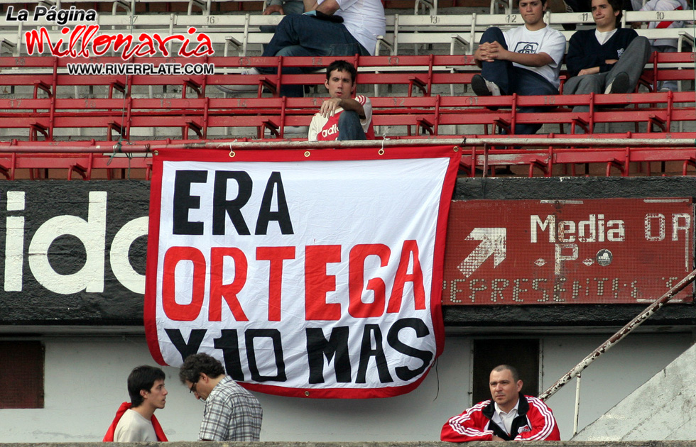 River Plate vs Newell's Old Boys (AP 2008) 3