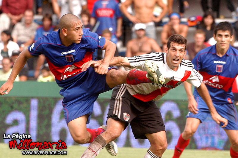 Tigre vs River Plate (AP 2008) 4