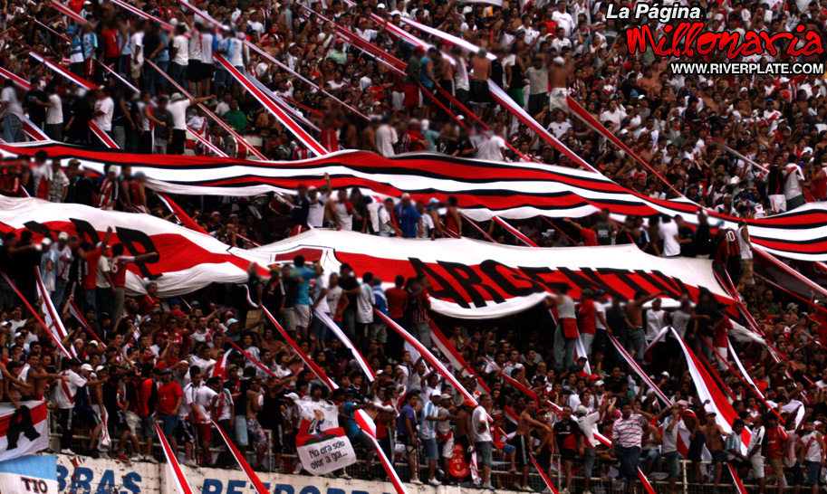River Plate vs San Martin (Tuc) (CL 2009) 4