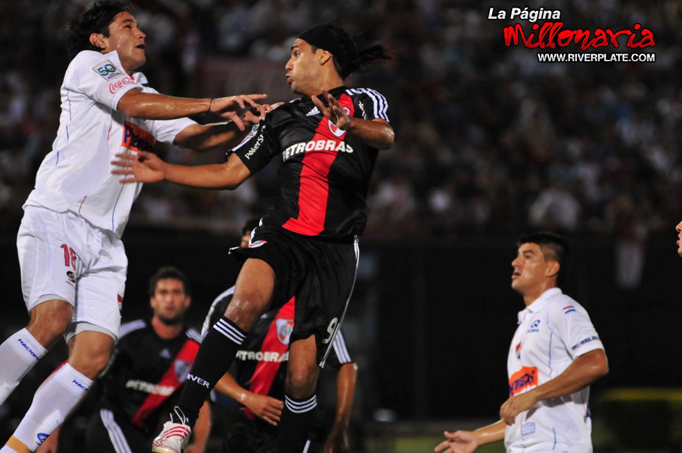 Nacional (PAR) vs River Plate (LIB 2009) 4