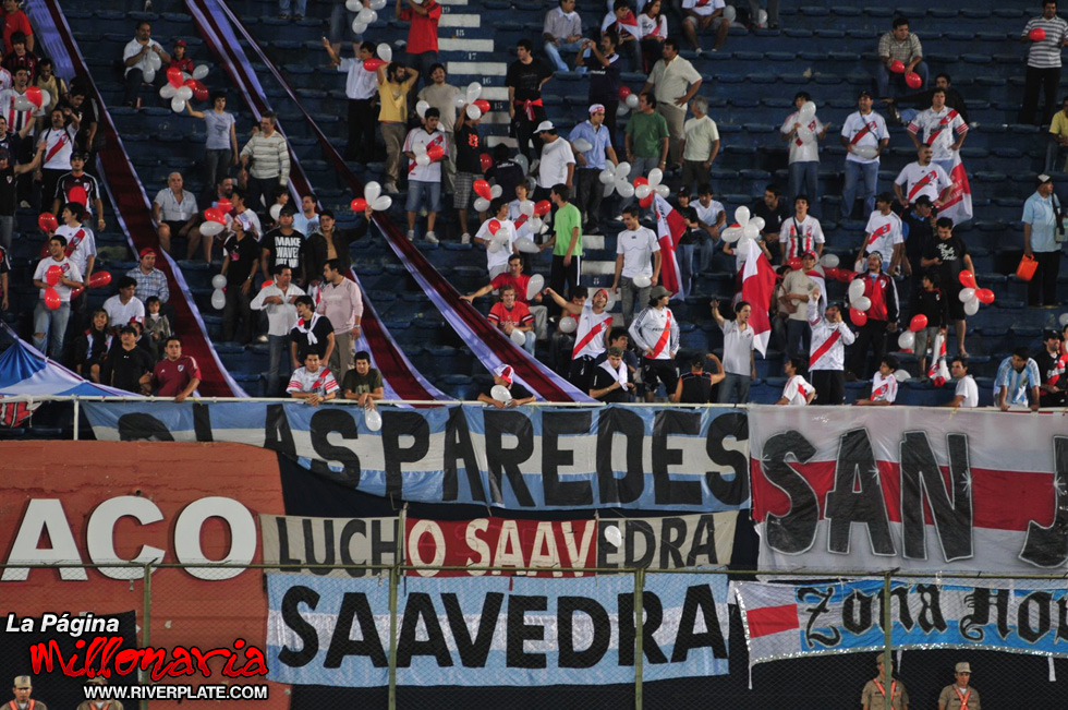 Nacional (PAR) vs River Plate (LIB 2009) 8