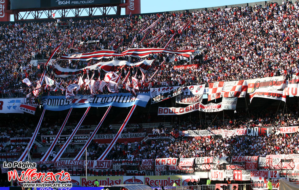 River Plate vs Colón (AP 2009) 8