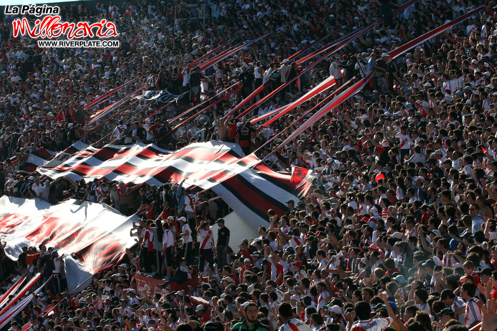 River Plate vs Colón (AP 2009) 9