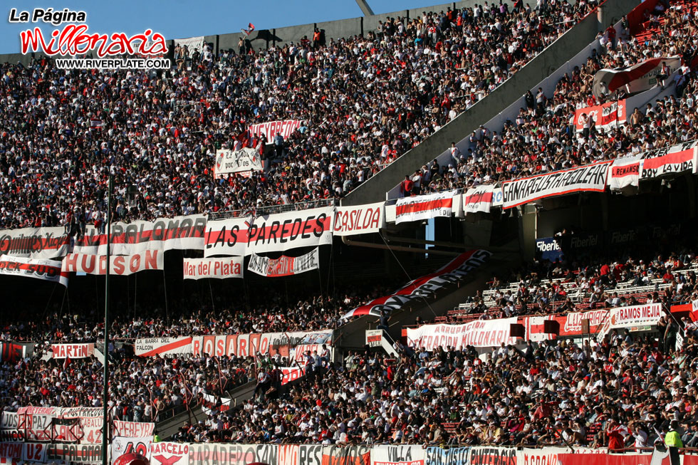 River Plate vs Colón (AP 2009) 11