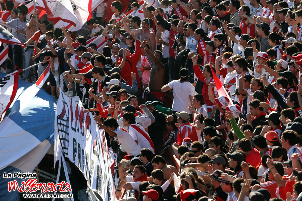 River Plate vs Colón (AP 2009) 13