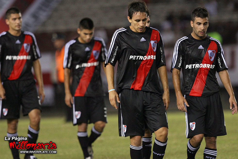 River Plate vs Gimnasia LP (CL 2009) 8