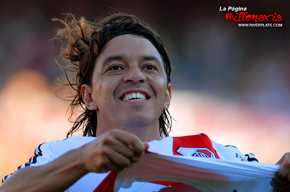 River Plate vs Arsenal (CL 2009) 4