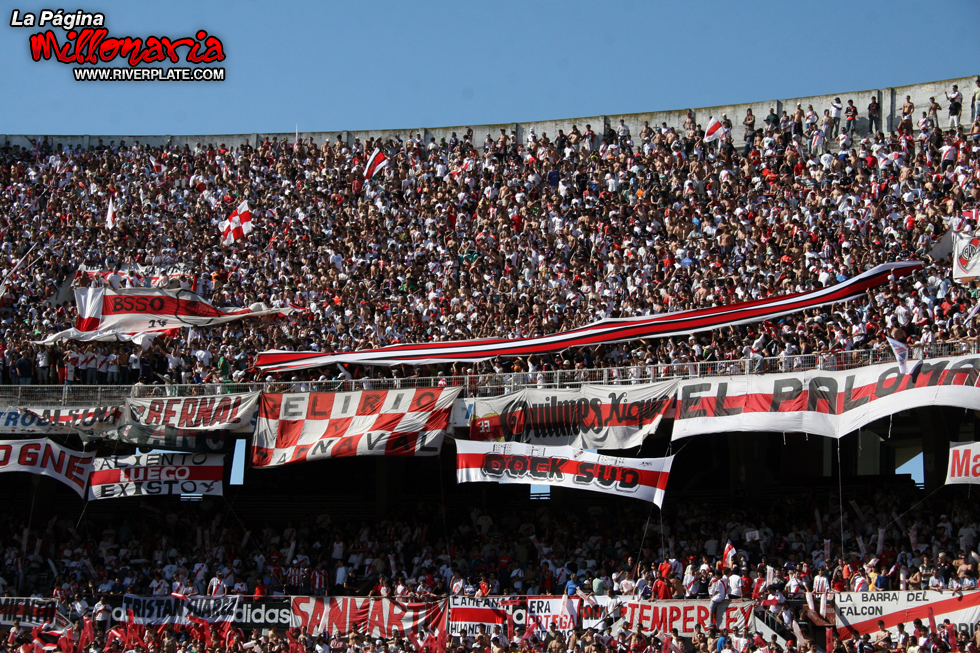 River Plate vs Arsenal (CL 2009) 14