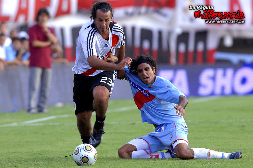 River Plate vs Arsenal (CL 2009) 6