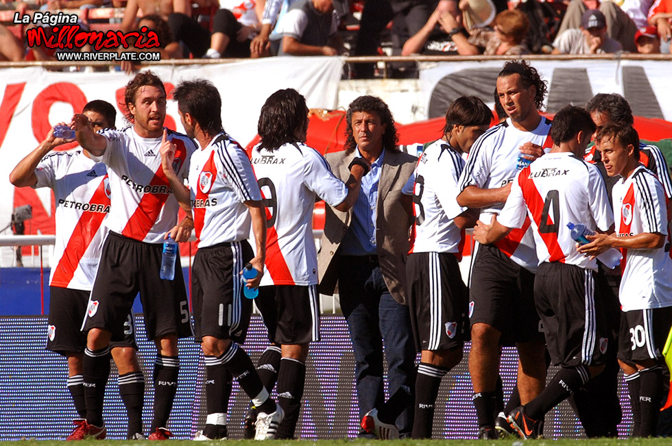 River Plate vs Arsenal (CL 2009) 3