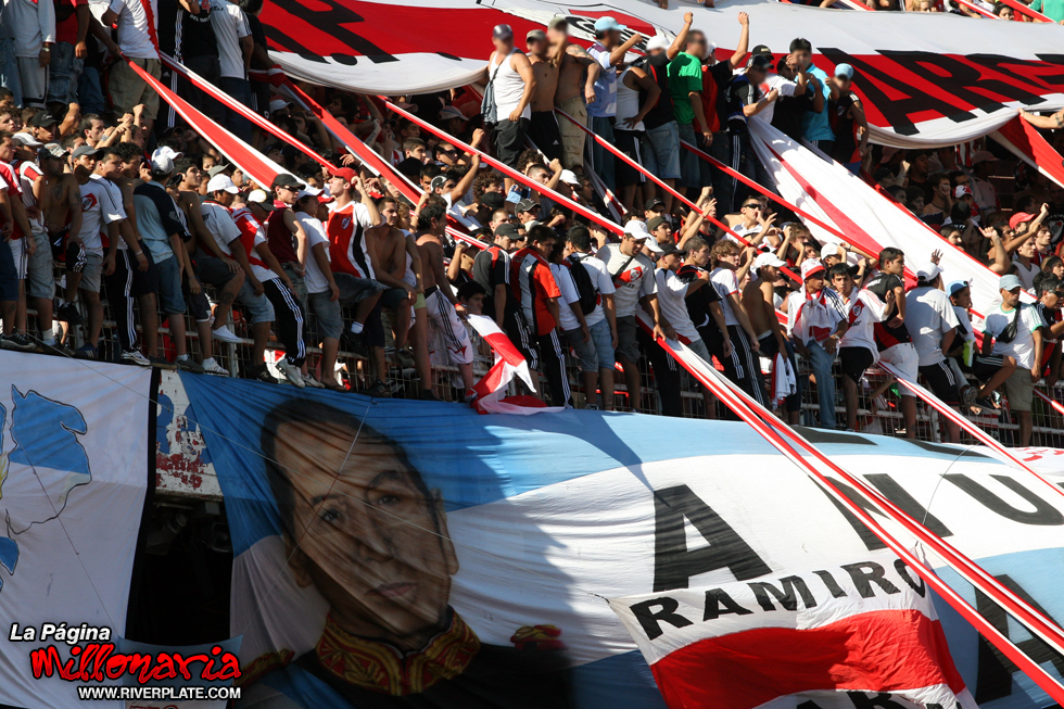 River Plate vs Arsenal (CL 2009) 27