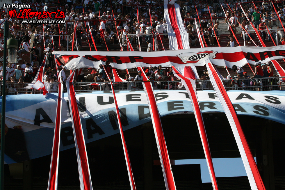 River Plate vs Arsenal (CL 2009) 32