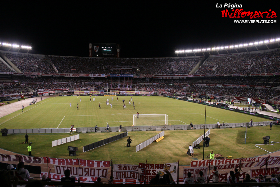 River Plate vs Gimnasia LP (CL 2009) 13