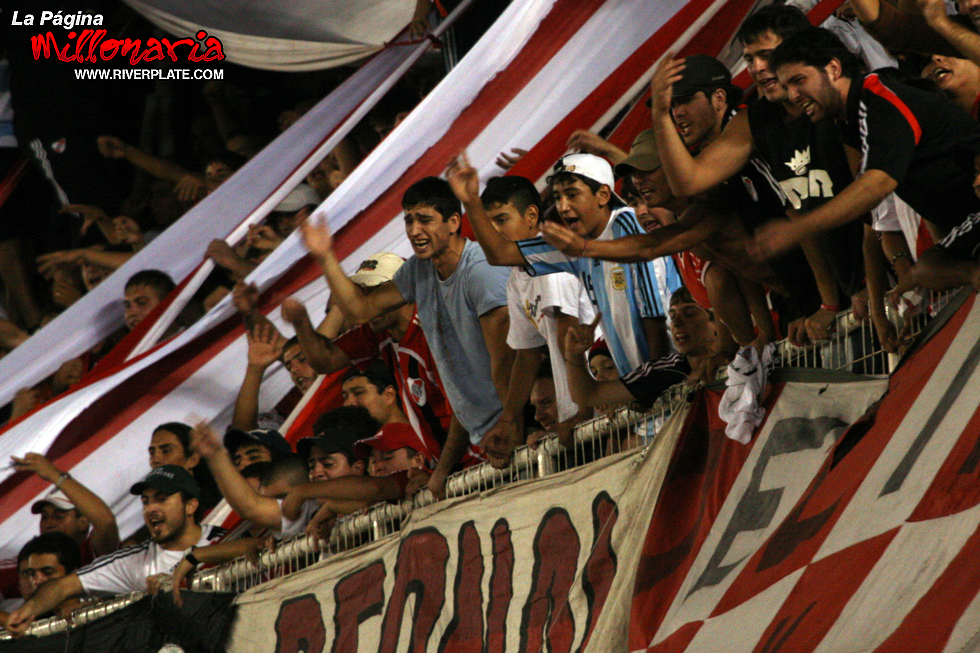 River Plate vs Gimnasia LP (CL 2009) 17