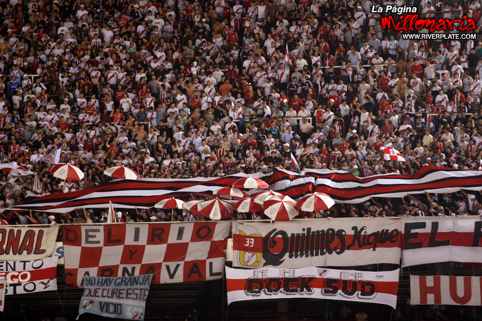 River Plate vs Gimnasia LP (CL 2009) 31