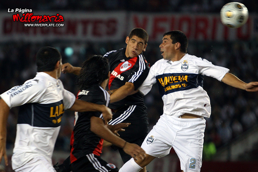River Plate vs Gimnasia LP (CL 2009) 41