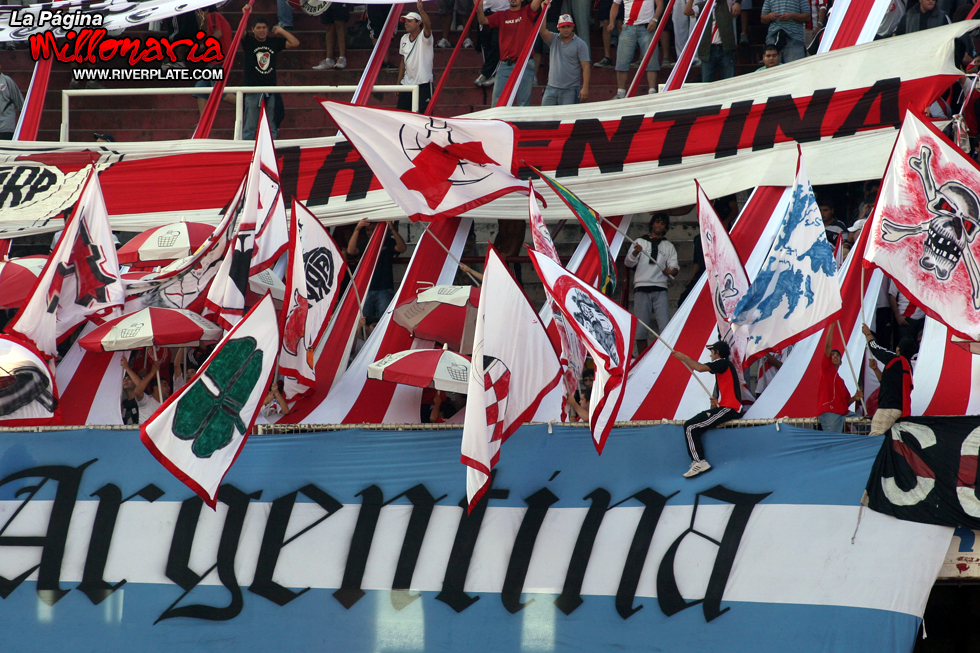 River Plate vs Independiente (CL 2009) 6