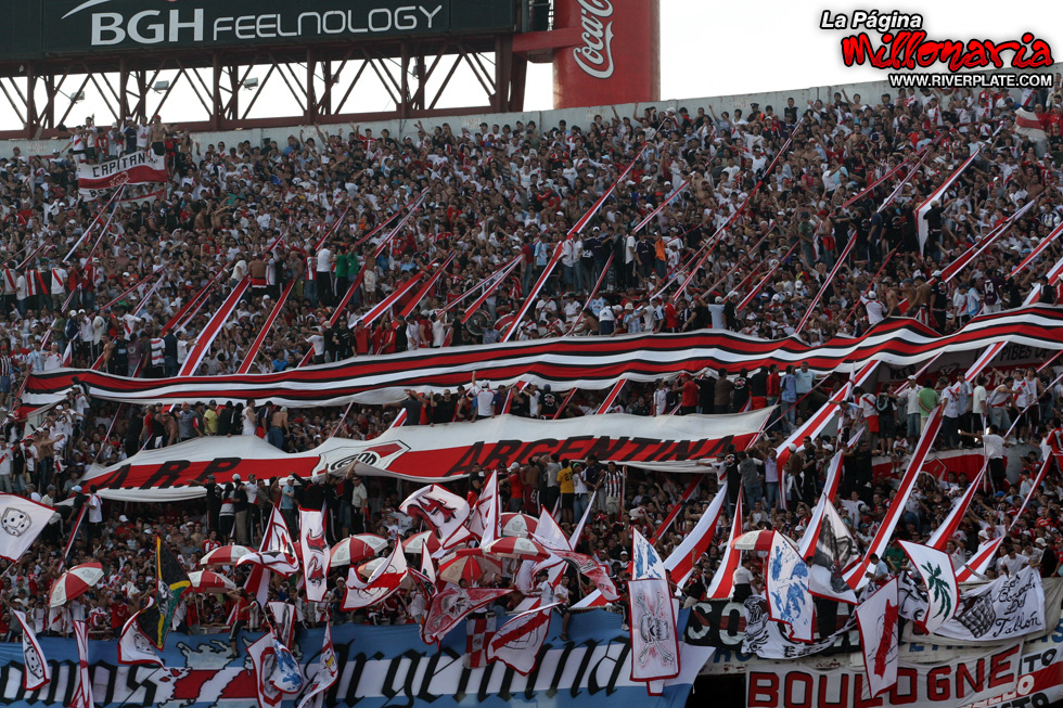 River Plate vs Independiente (CL 2009) 14