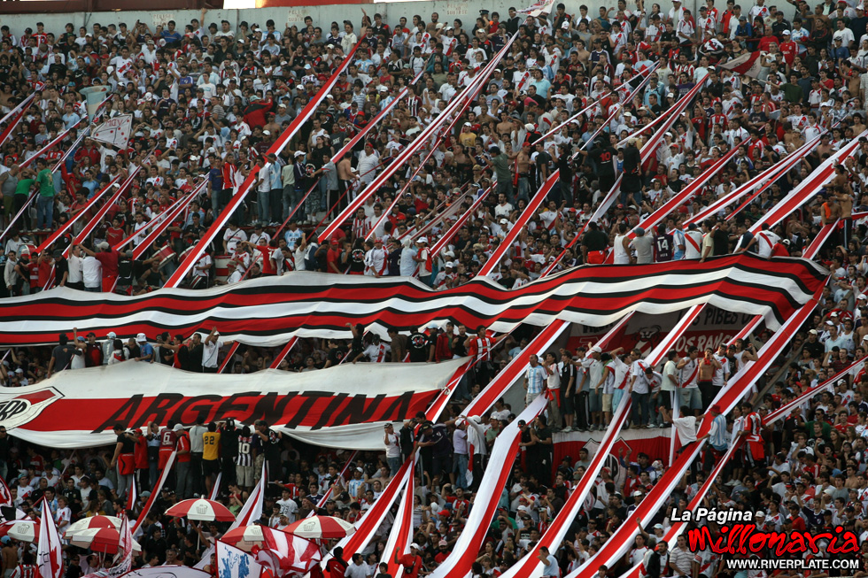 River Plate vs Independiente (CL 2009) 20