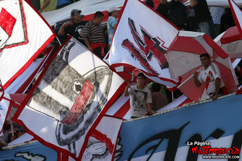River Plate vs Independiente (CL 2009) 4